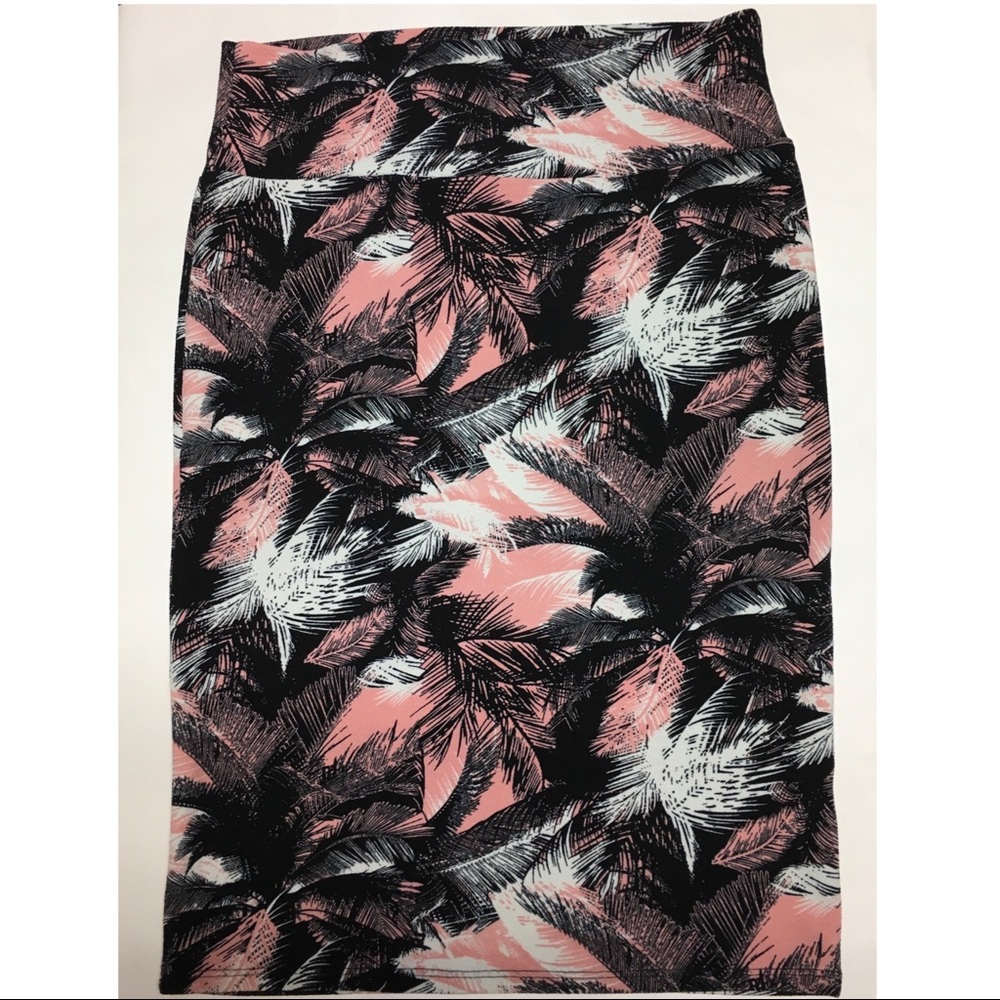 LuLaRoe Cassie Skirt - Size M